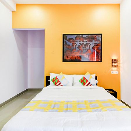 Sururnagar Hotel O Home Comfortable Stays, Near Aasam Gadh Current Office מראה חיצוני תמונה