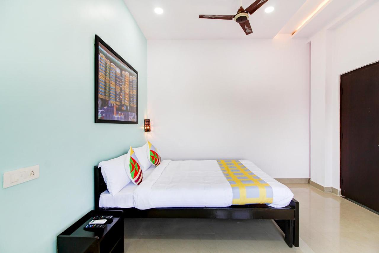 Sururnagar Hotel O Home Comfortable Stays, Near Aasam Gadh Current Office מראה חיצוני תמונה