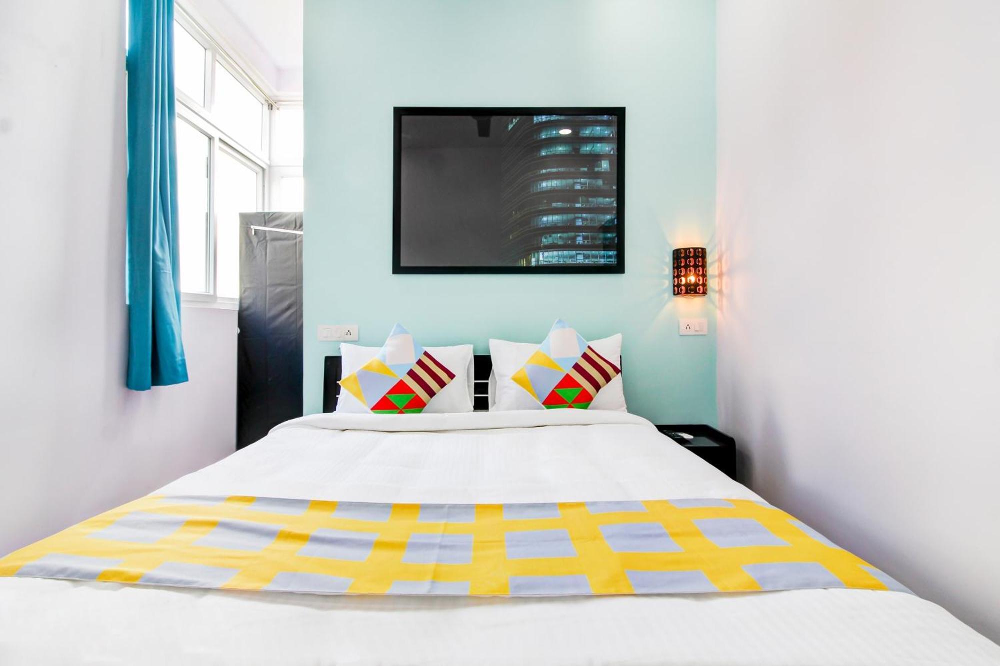 Sururnagar Hotel O Home Comfortable Stays, Near Aasam Gadh Current Office מראה חיצוני תמונה