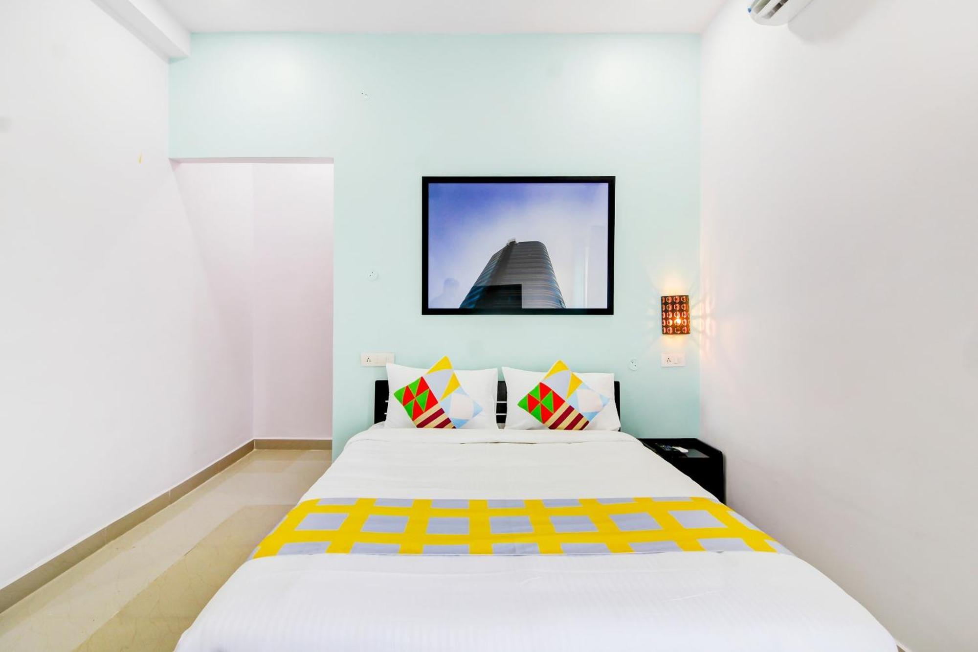 Sururnagar Hotel O Home Comfortable Stays, Near Aasam Gadh Current Office מראה חיצוני תמונה