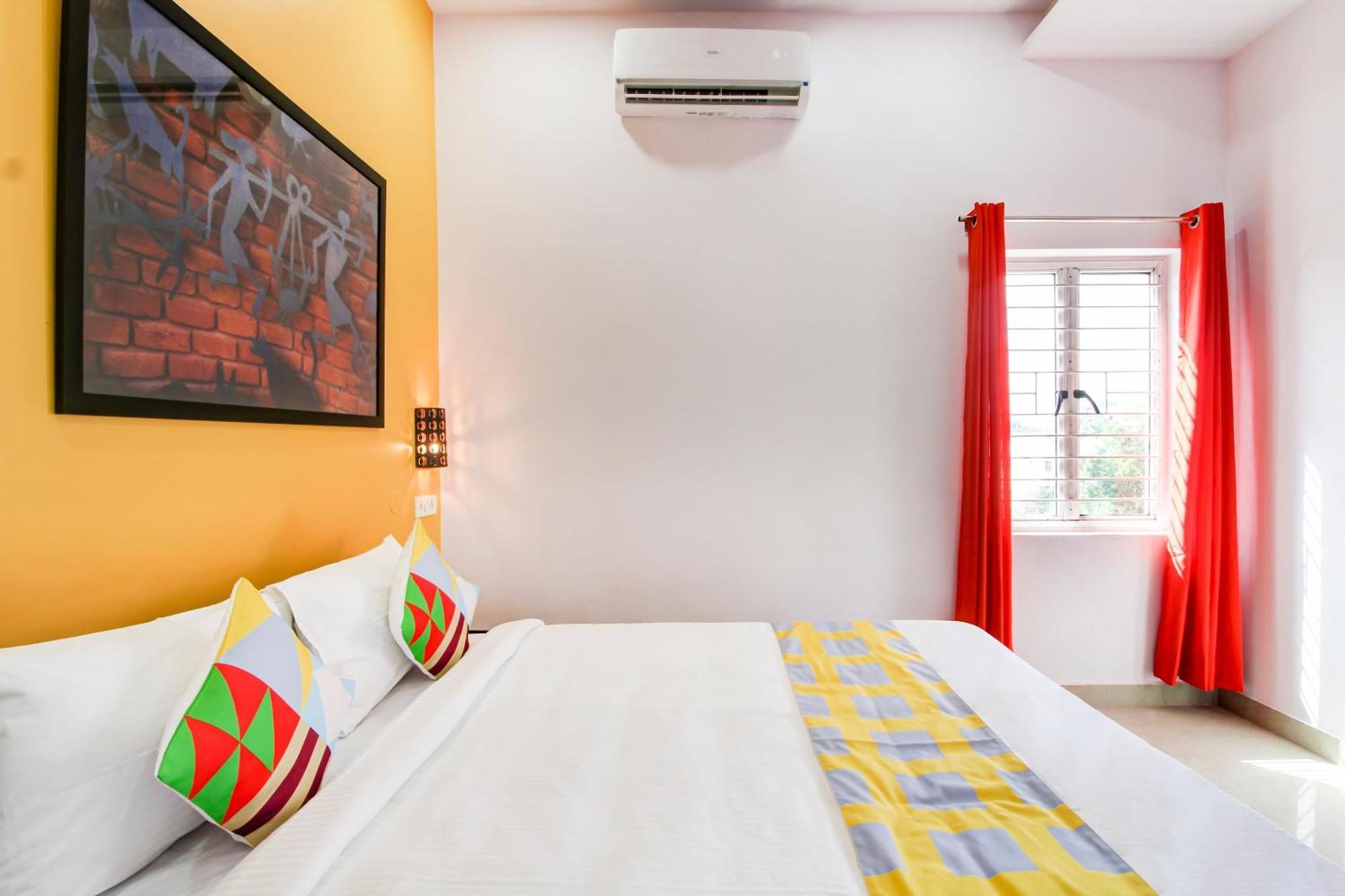 Sururnagar Hotel O Home Comfortable Stays, Near Aasam Gadh Current Office מראה חיצוני תמונה
