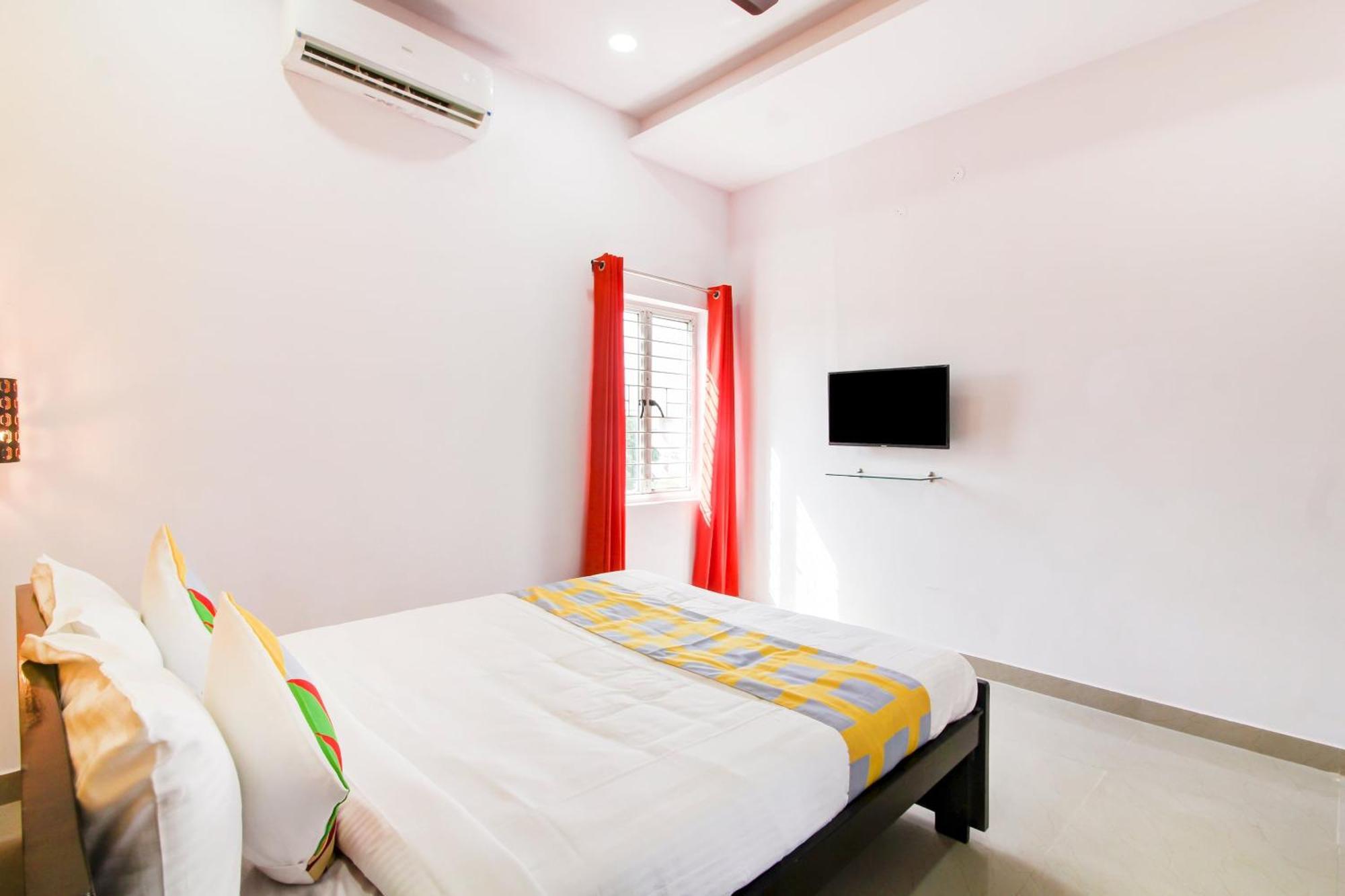 Sururnagar Hotel O Home Comfortable Stays, Near Aasam Gadh Current Office מראה חיצוני תמונה